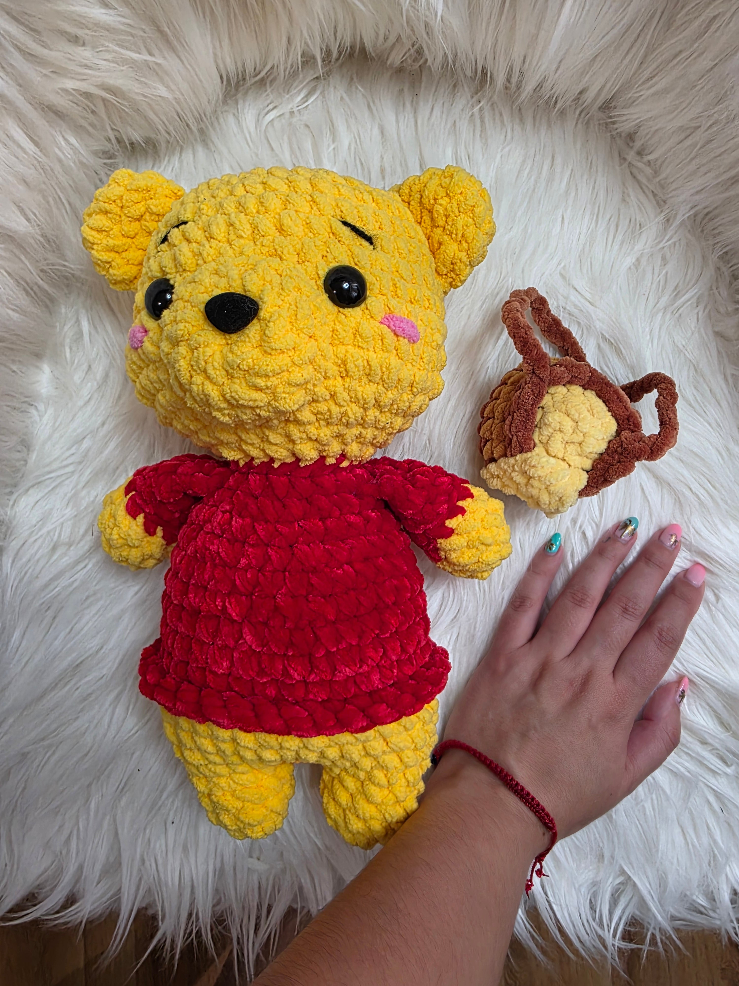 HONEY-LOVING BEAR CROCHET PLUSHIE